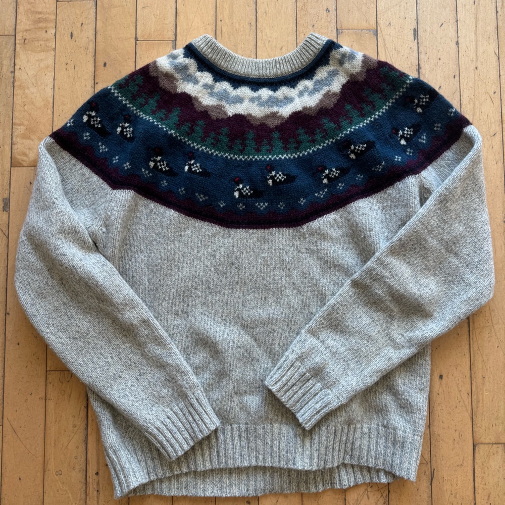 Vintage Woolrich Women's Sweater with Neck Details featuring Ducks